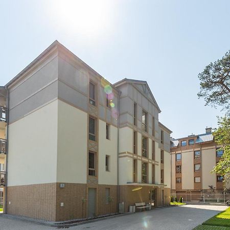 Apartament Bursztynowy Rezydencja Park Mielno  Exterior photo